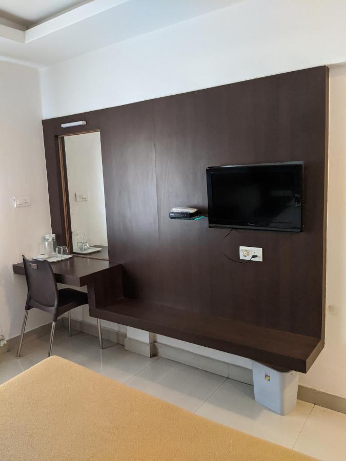 Aashraya Hotell Mysore Eksteriør bilde