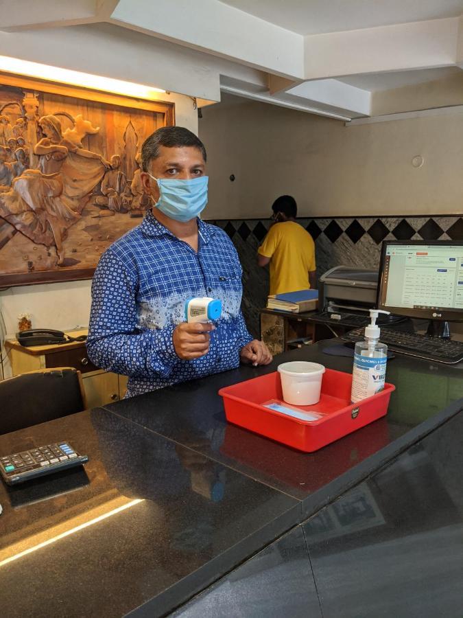 Aashraya Hotell Mysore Eksteriør bilde